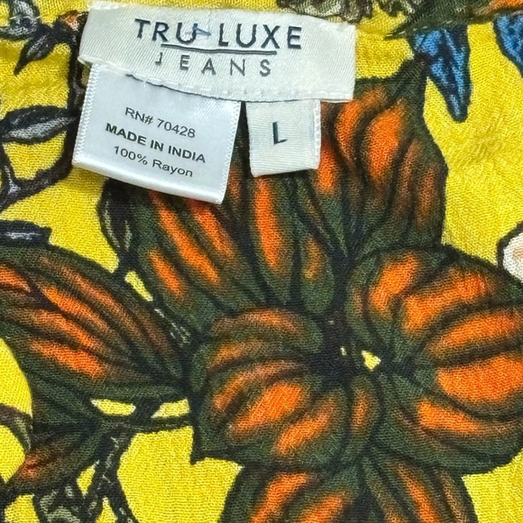 Tru Luxe Jeans Floral Blouse - Yellow and Pink - Picture 3 of 7